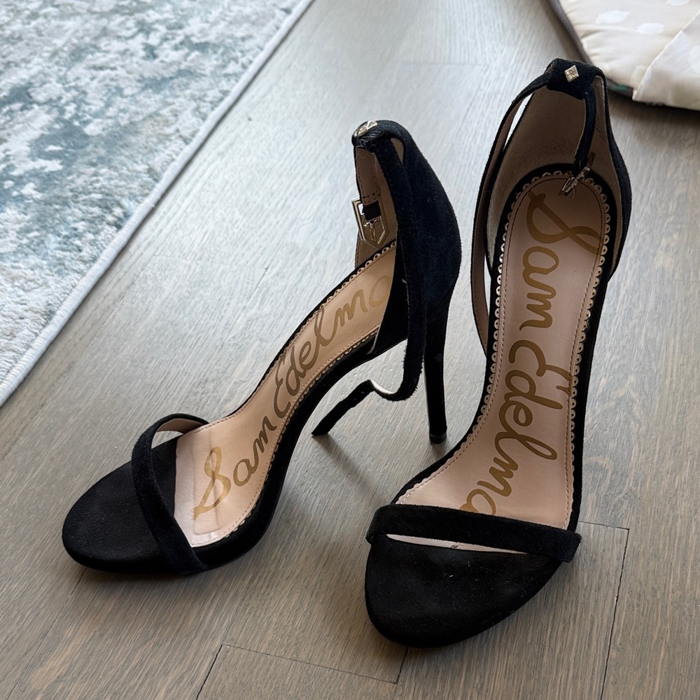 Sam Edelman Ankle Strap Black Suede Heel size 7.5